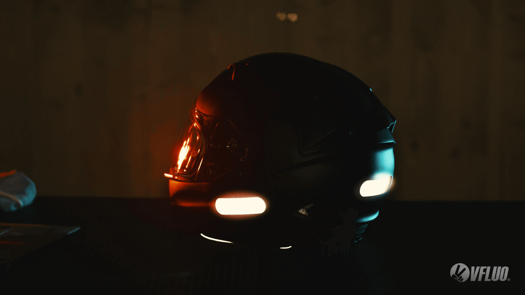 Stickers V-Fluo pour augmenter ta visibilité en moto